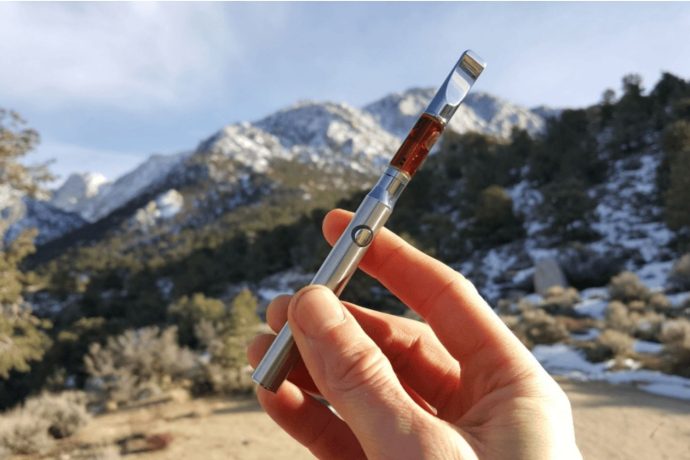 Buy top 3 live resin carts online in Canada to enjoy natural flavours & unmatched potency. Explore the best weed delivery store & buy online weeds. 