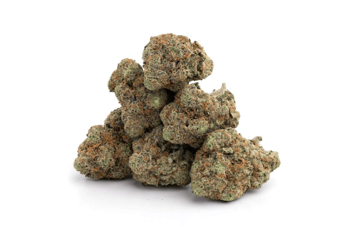 Sour Tangie strain is a balanced Sativa for lemon lovers craving an energizing weed. Find out what makes it special & where to buy in Canada!