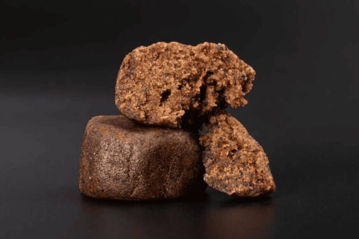 Habibi hash is a potent & flavourful cannabis concentrate that everyone desires. Here's what you need to know about this Moroccan beauty.